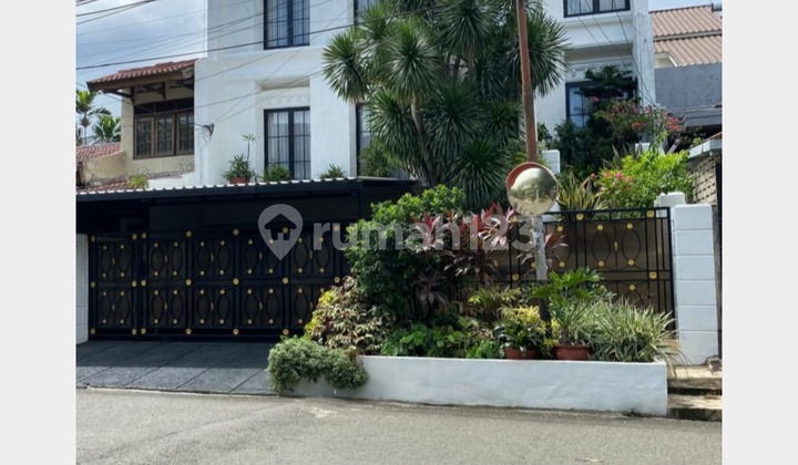Rumah 3 Lantai di Pondok Indah Jakarta Selatan, Dalam Komplek Besar 