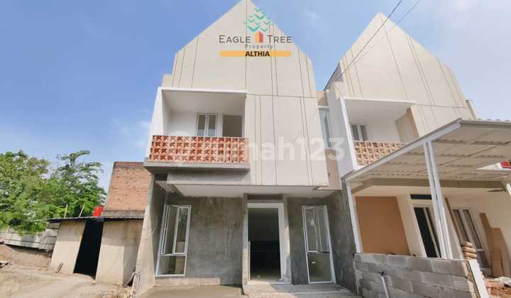 Rumah Pesanggrahan Jakarta Selatan, 2,5 Lantai Siap Huni Bebas Banjir  2