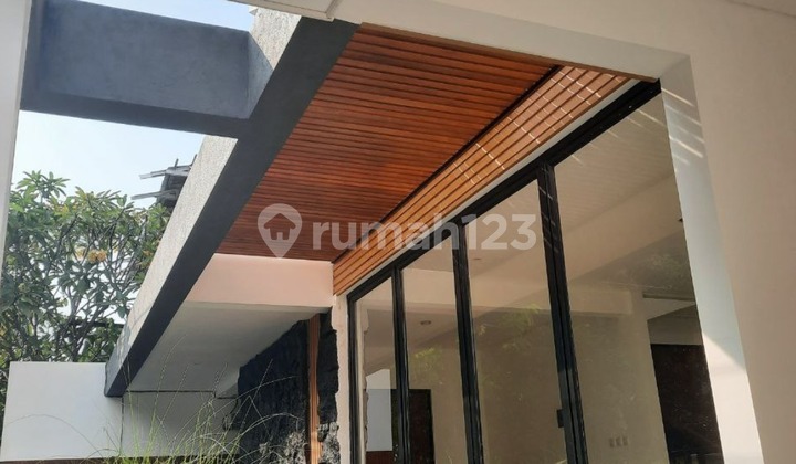 New House in Bintaro Sector 9, Within Cluster with Swimming Pool 2