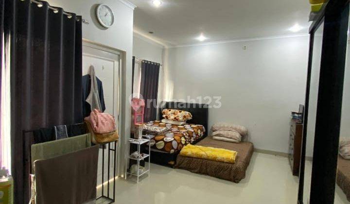 Rumah di Ciputat Bintaro Jl Merpati Raya, Bebas Banjir Full Furnished 2