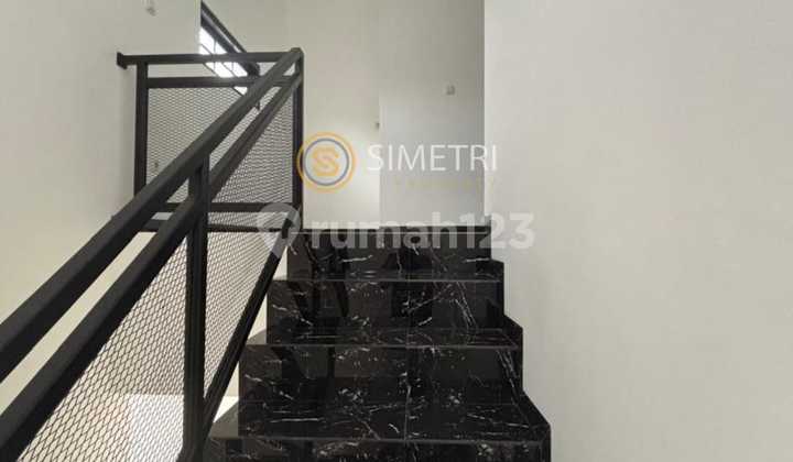 Brand New House near Bintaro Plaza, Pondok Ranji, South Tangerang. 2