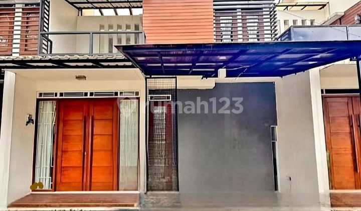 Rumah Ciputat Dekat Bintaro Xchange, Siap Huni Bebas Banjir