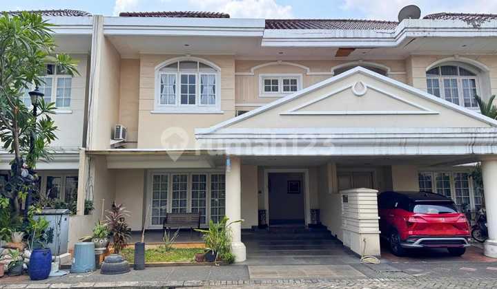 Rumah Cantik di Ciputat dekat MRT Lebak Bulus, Dalam Komplek Besar Ciputat Timur Tangerang Selatan 