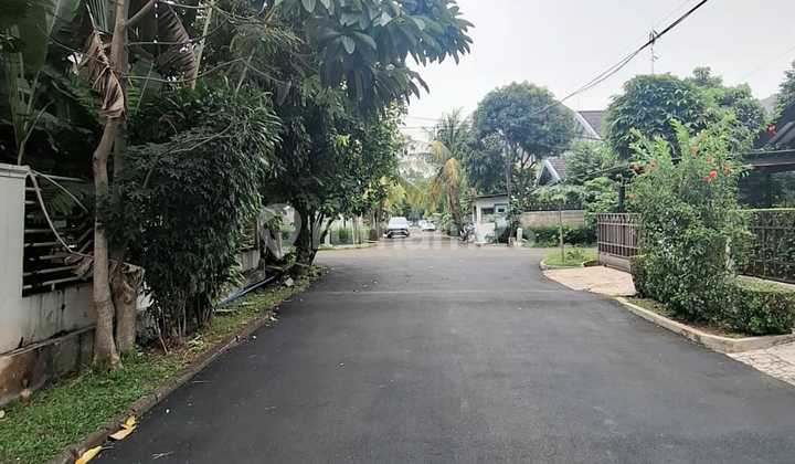 Bintaro Sector 2 House, Inside a Large Complex Near KRL Station 2