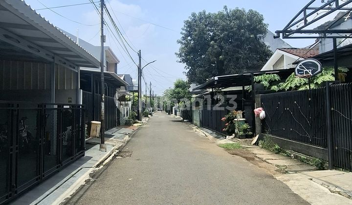 Rumah Murah Bintaro Sektor 1 Jakarta Selatan, Dalam Komplek Besar 2