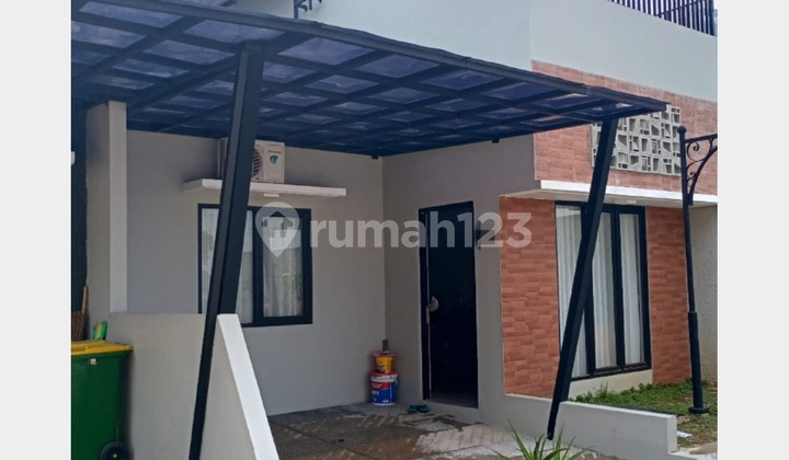 New House in Sector 3A area, Ready to Live In near Bintaro Plaza Mall