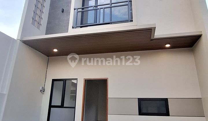 Rumah di Ciputat Dekat Bintaro dan Stasiun KRL, Siap Huni Bebas Banjir 2