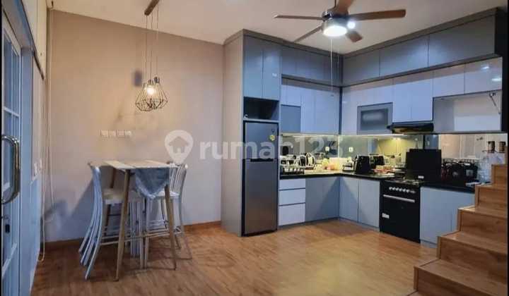 Di Jual Rumah 2 Lantai Disektor Siap Huni 12
