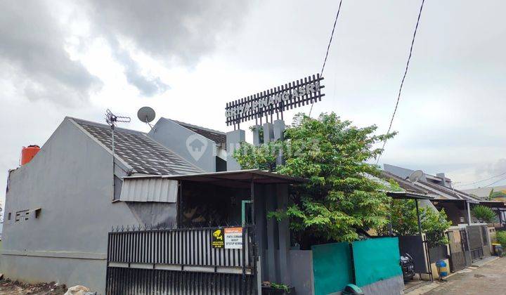 Rumah siap huni di cluster griya pinang asri Cipondoh  1