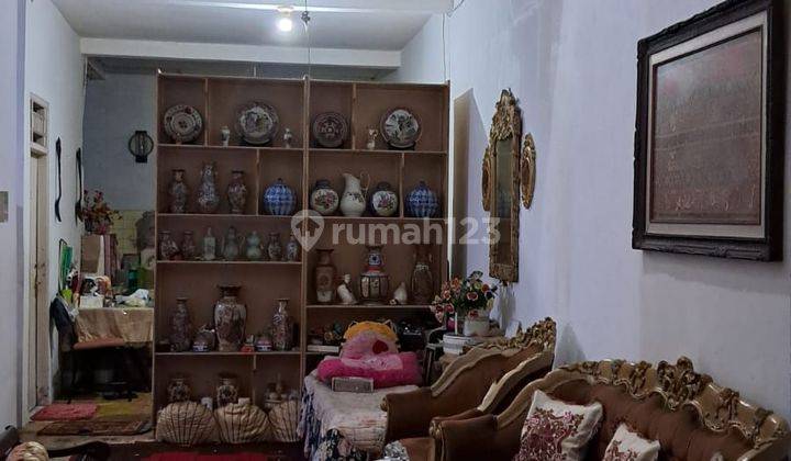 Rumah siap huni di taman asri Ciledug Tangerang  2