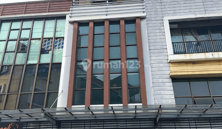 di sewa ruko pinggir jalan, samping mall tangcity 1