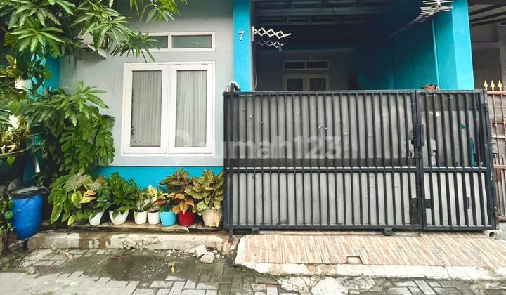 For Sale: Taman Kenari Cluster House in Pinang District, Tangerang City 1
