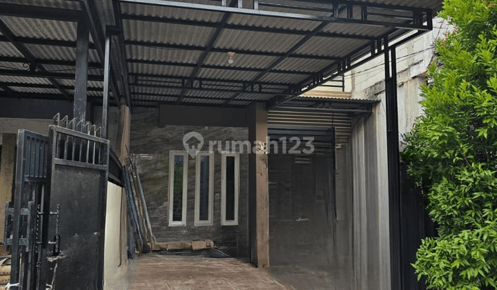 Dijual Rumah Siap Huni Taman Royal Mahoni Tangerang 1