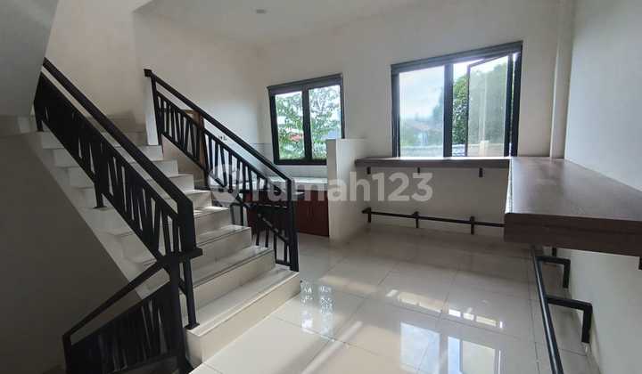 *Shop House for Rent*Strategic Location at Graha Arteri Mas, Jln. Panjang, Kedoya, West Jakarta.(Property Code 2955) 2