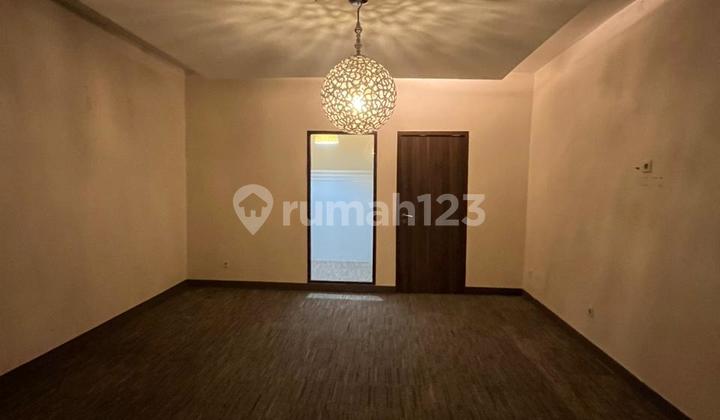 *Dijual Murah Ruko Gandeng Rapi Uk. 10X28 di Greenville, Jakarta Barat*(Kode Rmrg 2968)✅Strategis Cocok Utk:- Kantor- Gudang- Cafe / Restotetanggaan Dengan:- Fong Sheng- Bakmi Ono- Bank Bca, Danamon, Mandiri- Aneka Seafood:fire:ukuran 10X28surat Shgb