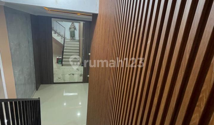 For Sale New Renovated House Inside Imperial Gading Pelindo Housing Complex, North Jakarta... (code.rmrg 2884) 2