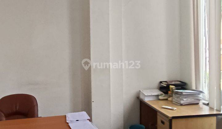 *DiJual Ruko 3,5 Lantai Luas 207m2 Bagus-Rapi-Terawar di Dekat Cideng, Jakarta pusat..*
(Kode Rmrg 2424B) 
 2