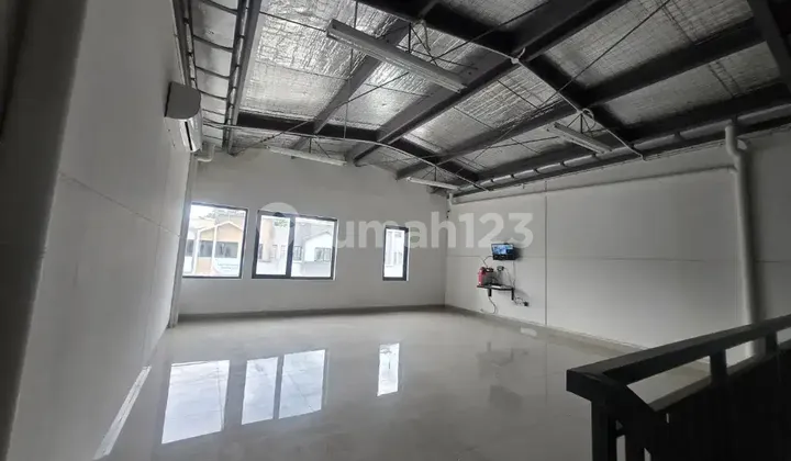 *Warehouse for Sale in Taman Tekno X with Land Area 120M2, Building Area 108M2 in Tangerang.*(Code Rmeg 2911) *Warehouse for Sale in Taman Tekno X with Land Area 120M2, Building Area 108M2 in Tangerang.*(Code Rmeg 2911)