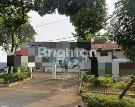 BANGUNAN + TANAH LUAS 2180M2 DI PINGGIR JALAN RAYA LETJEN S PARMAN, JAKARTA BARAT (KODE RMRG 2723) 1
