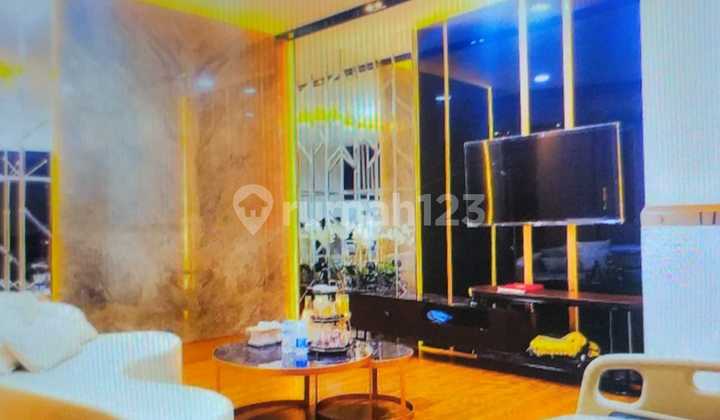 *For Rent Building for Office, Showroom, Cafe, Etc. in Radio Dalam with 1600M2 Land Area, South Jakarta*(Code Rmrg 2954) 2