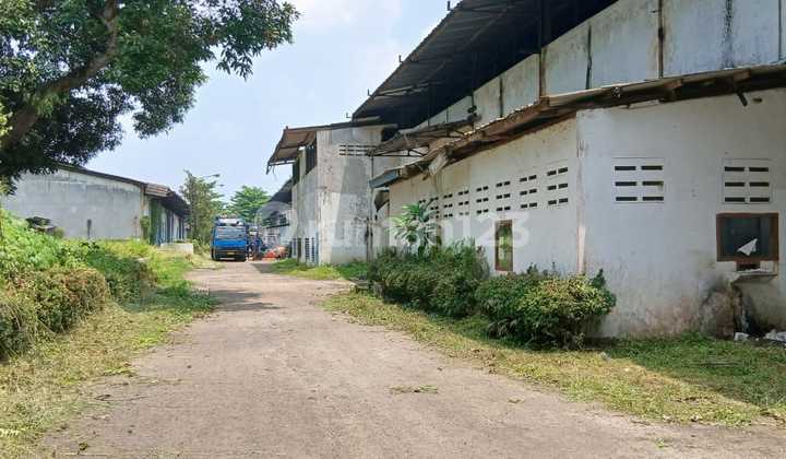 *Old Warehouse Ex-Factory For Sale, Needs Renovation, Land Area Included, in Cikande Area, Serang, Tangerang.*(Code Rmrg2932) *Old Warehouse Ex-Factory For Sale, Needs Renovation, Land Area Included, in Cikande Area, Serang, Tangerang.*(Code Rmrg2932)