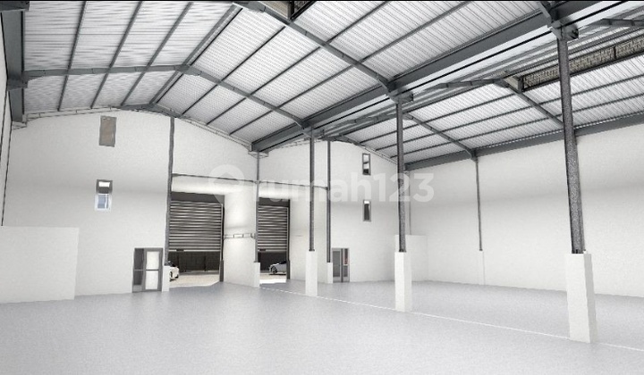 For Rent: New Luxurious Warehouse in Periuk Warehouse Area, Tangerang.  
40 Feet Access, 1-Story Warehouse, 3-Story Office, Land Size 12 X 58 (696m2). Building Area 605m2 (Code Byr 2768)