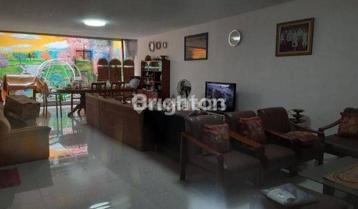 RUMAH HOEK/HOOK 2 SISI STRATEGIS PINGGIR JALAN, HALAMAN LUAS EKS FOOD COURT COCOK UNTUK HUNIAN, BANGUN KOMPLEK RUKO, CLUSTER, KANTOR, F&B, GUDANG, KOST, DI TANJUNG DUREN JAKARTA BARAT (KODE RMRG 2714) 1