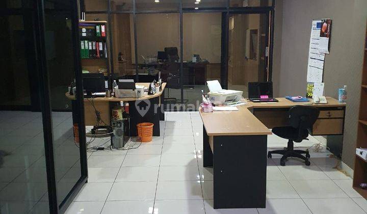 *DIJUAL Ruko Siap Huni Untuk Kantor, Gudang , Dll Di Komplek Mutiara Taman Palem, Cengkareng, Jakarta Barat..*
(Kode Rmrg 2522) 1