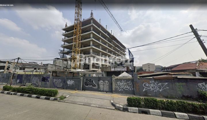 LAND LOCATED BY THE SIDE OF DAAN MOGOT MAIN ROAD