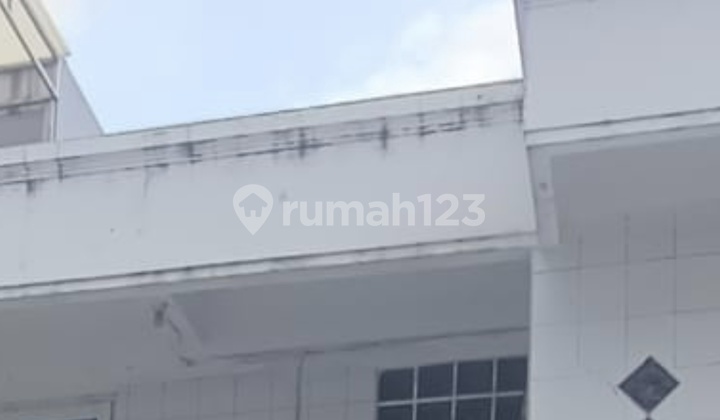 *Dijual Murah Rumah Lama Layak Huni Hitung Tanah Luas 8 X 15 di Greenville, Jakarta Barat..*(Kode Rmrg 2929) 1