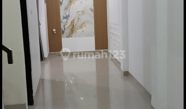 Dijual Rumah Bagus, Cantik, Elegan Dalam Gang 2lantai Full Cor Beton Di Jelambar. Jakarta Barat..*(kode Rmrg 2805) 2
