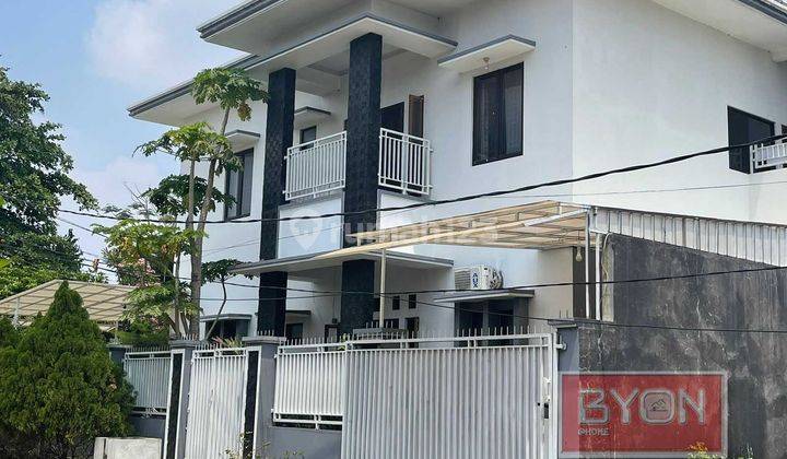 Rumah Bagus Dan Terawat, Posisi Hoek di Eramas Jakarta Timur 1