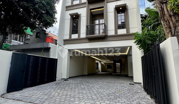 New Exclusive Boarding House in Menteng Area, Central Jakarta 2