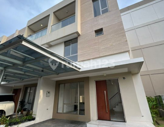 For Sale, PIK House, Nice and Neat, Area 12X10 Meters, Code: 13758 Js For Sale, PIK House, Nice and Neat, Area 12X10 Meters, Code: 13758 Js