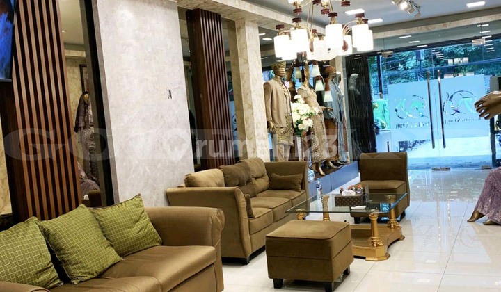  Ruko Dijual Tebet, Strategis, Luas 4,5x26 Meter, Kode 18037 Dj 7