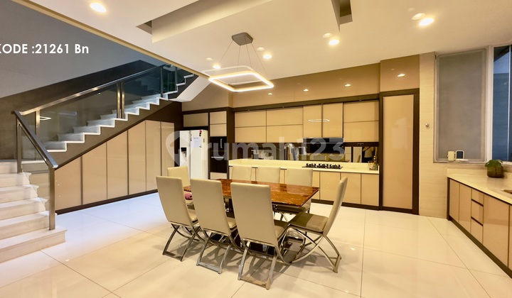  Rumah Dijual Sunter, Full Furnish, Luas 10x18 Meter, Kode :21261 Bn