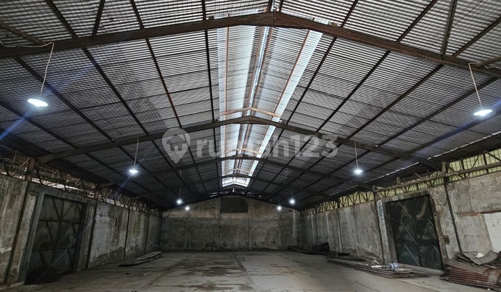 Warehouse for Rent at Jembatan Tiga, Area 1,000 Meters, Code: 21435 Ad