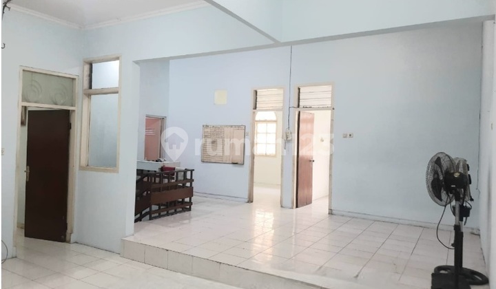 House for Sale in Sunter, Area 140 Meters, Code: 21258