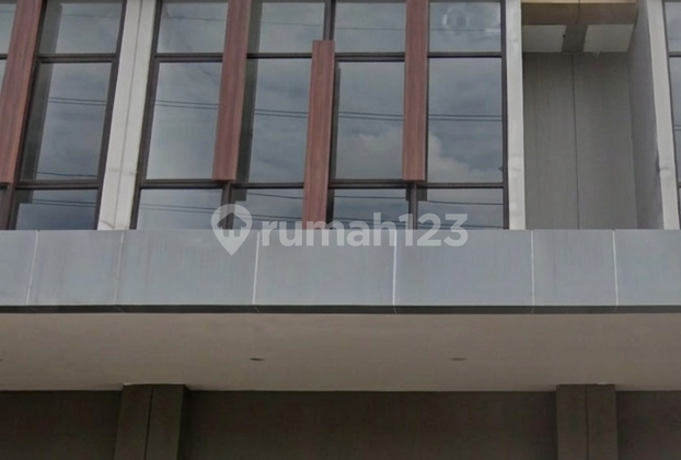 For Sale/Lease Shop House in Cikarang, Size 5x13.5 Meters, Code: 20842 Wb/Fd 1