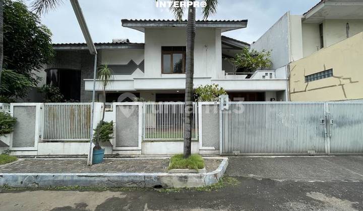 Rumah Spacious 2 Lantai Intercon Kebon Jeruk Hadap Utara - 324M2 Rumah Spacious 2 Lantai Intercon Kebon Jeruk Hadap Utara - 324M2
