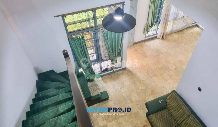 Dijual Rumah 2 Lantai Kembangan Baru Lb.150m2 Semi Furnish SHM 6