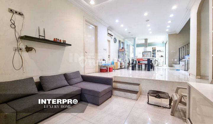 Dijual Rumah 2.5 Lantai Puri Media Dimensi 9x18m Dekat Puri Indah Luas 380m2  3