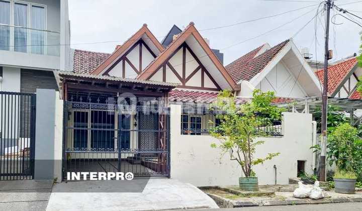 For Sale Puri Indah House, Land Area 160m2, South Facing 1