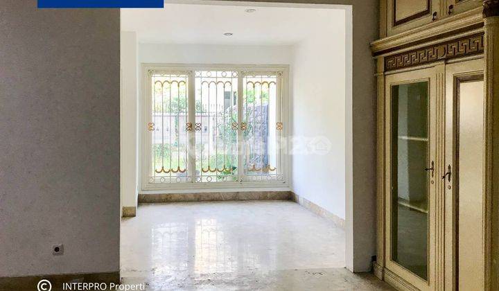 Rumah Full Marmer di Jl Albasia, Taman Kedoya Baru, Jakarta Barat 2