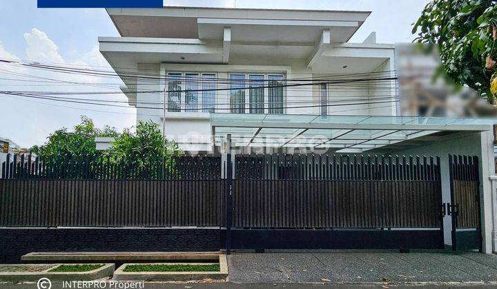 Rumah Hook Premium Material Dibangun Arsitek Kondang Taman Meruya 2