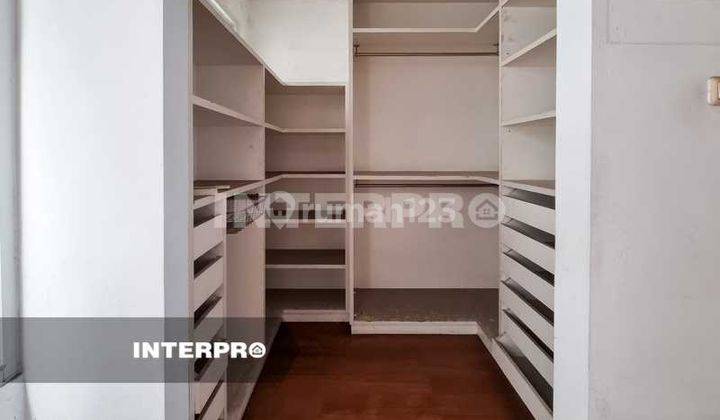 Rumah 3 Lantai Minimalis Modern Split Level Puri Indah Jalan Lebar 2