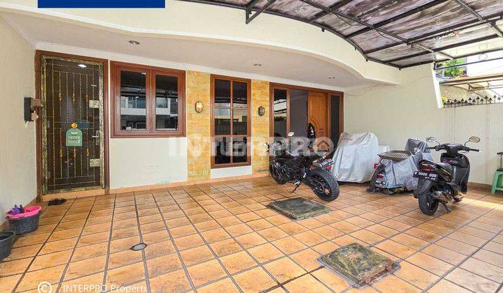 Rumah 2,5 Lantai Minimalis di Green Garden Siap Huni Lt 144m2 2