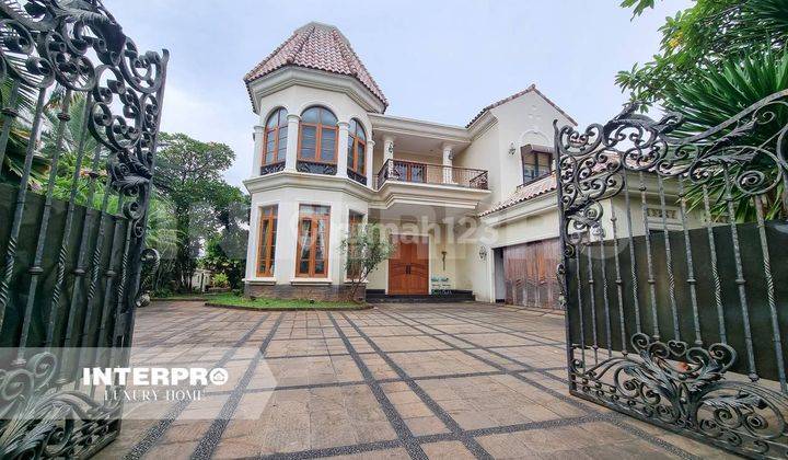 Rumah Mewah Taman Kedoya Baru Hook Luas 1573m2 Halaman Luas  2