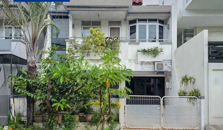 Rumah Dijual Taman Permata Buana 2 Lantai Hadap Utara - LT 144m2 1