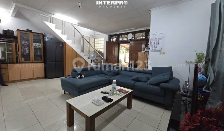 Rumah 2,5 Lantai Dijual Puri Indah Area Aman Banjir - Luas 160M2 2